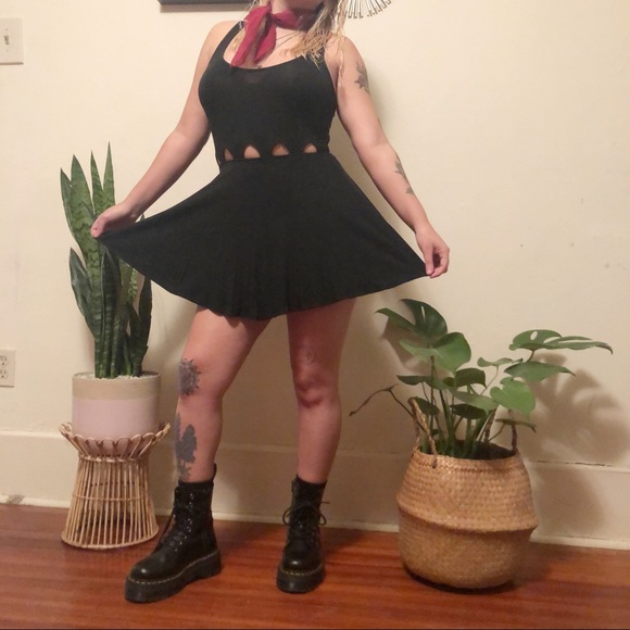 Black cut out dress from Urban Outfitters - Picture 2 of 2